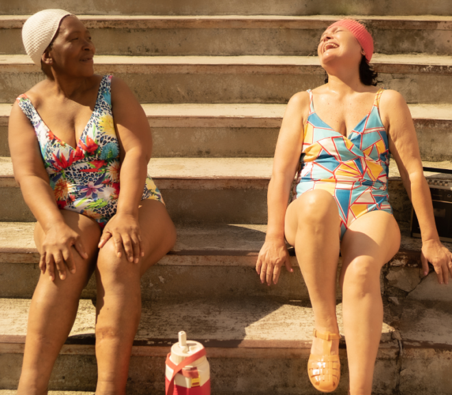 8 Best Swimsuits for a Heavy Middle